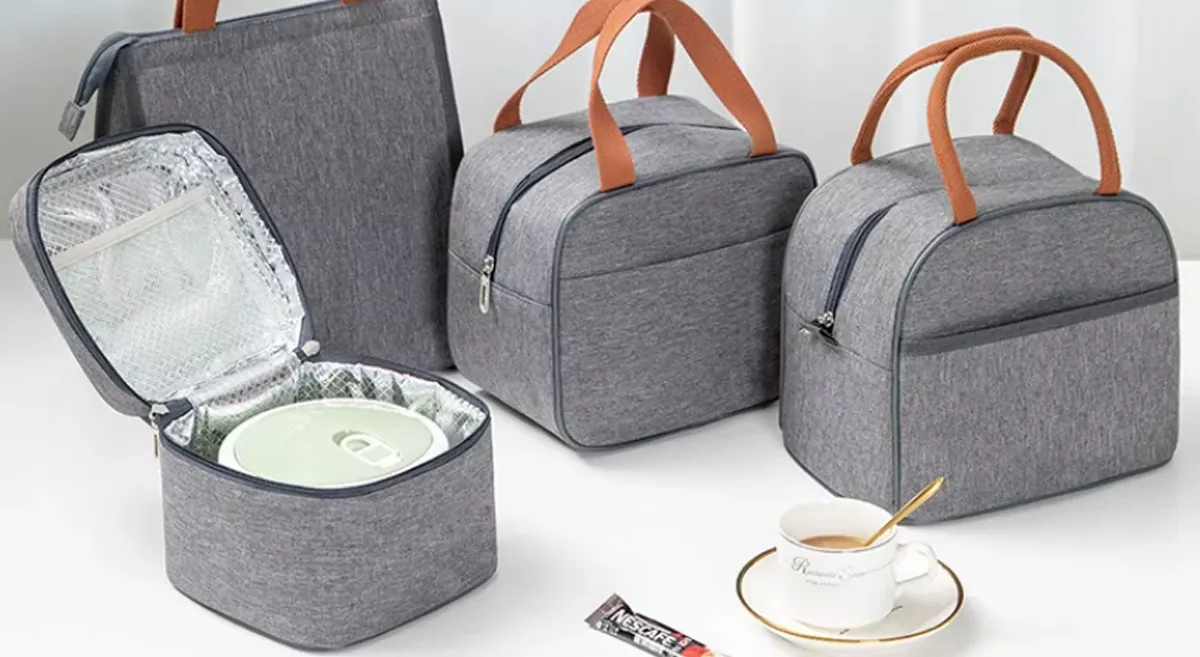 how to clean a lunch bags