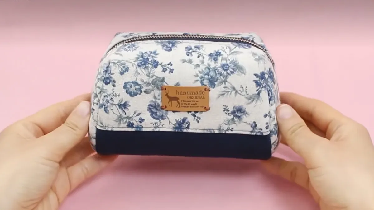 how to sew a makeup bag with zipper