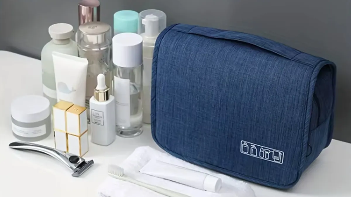 what is a toiletry bag