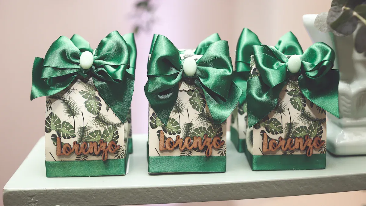 trade show gift bag ideas