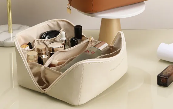 travel cosmetic bag materials