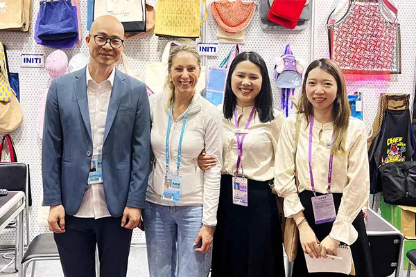 custom bag manufacturer initi exhibitions 6
