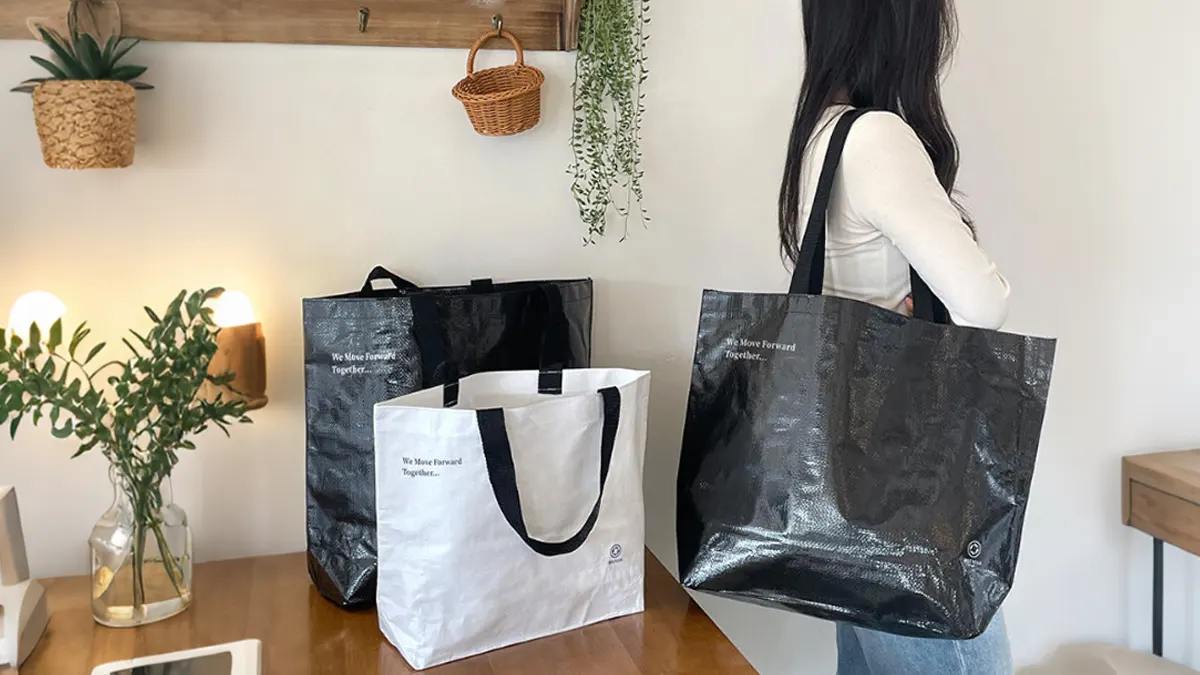 laminated bags features